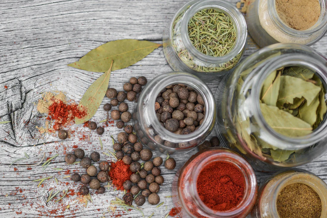 spices 2548653 1920